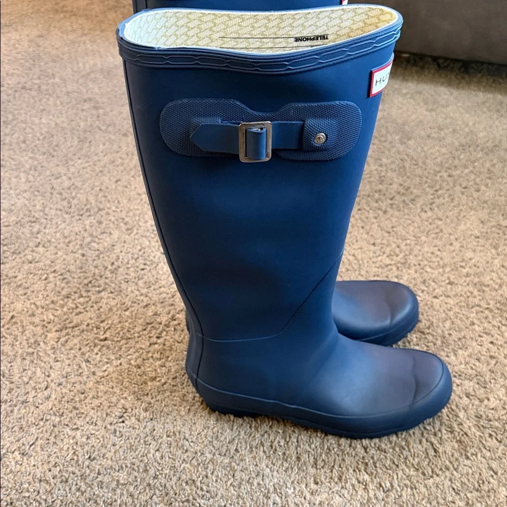 New Without Tags Hunter Original Tall Navy Waterproof Boots - Picture 6 of 9